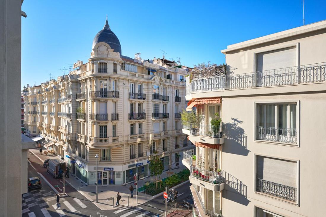 Sunlight Properties - Daffia - Beautifully Renovated Studio, City Pad In Central Ницца Экстерьер фото